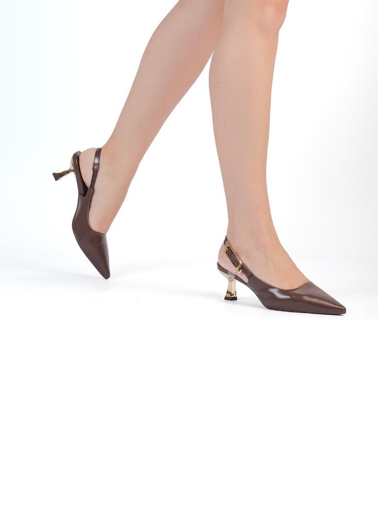 Scarpin Bebecê Slingback Assimétrico Marrom 2
