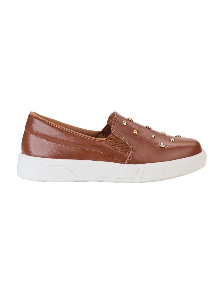 Slip On Bebecê Casual com Detalhes de Tachas