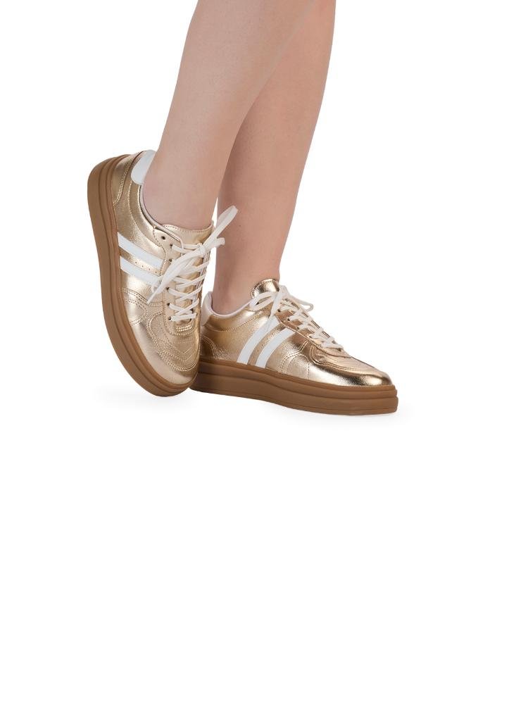 Tênis Casual Bebecê Metalizado com Listras Laterais Dourado 2