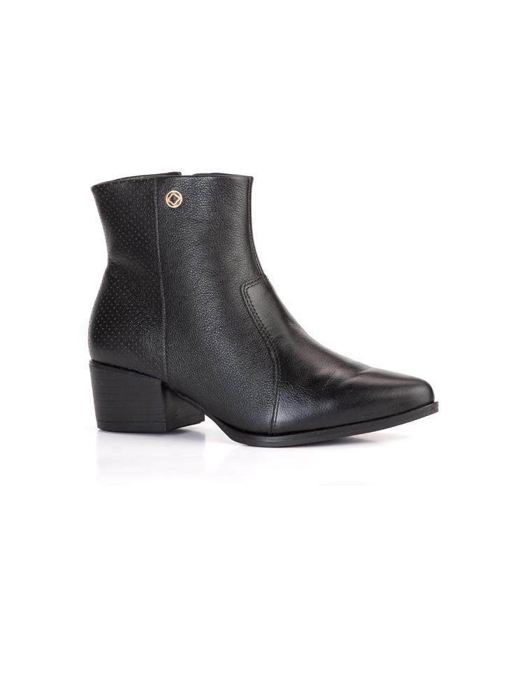 Bota Bebecê Couro Cano Curto Com Pin Preto 3
