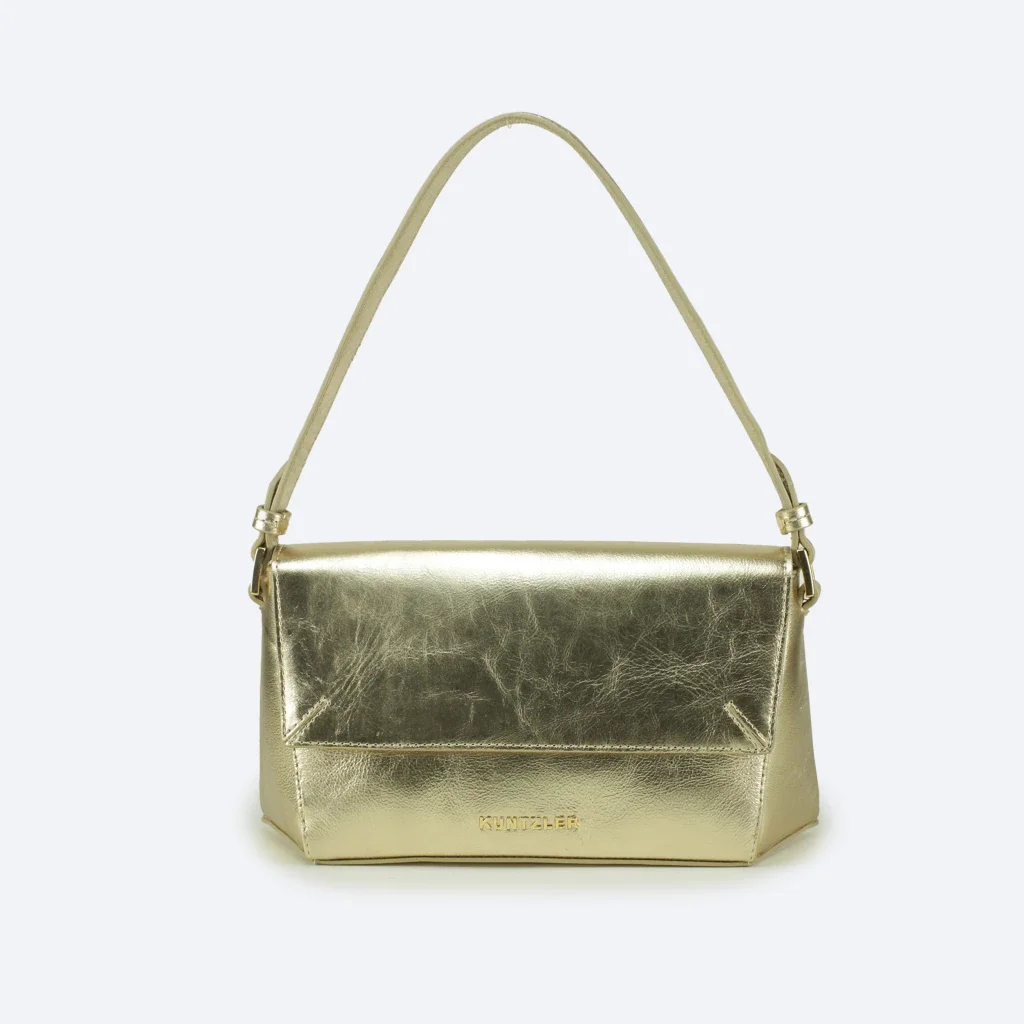 Bolsa Cleo em Couro Metalizado Cor Dourada