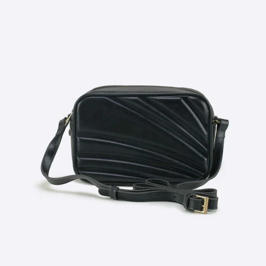 Bolsa Donna em Couro Cor Preta