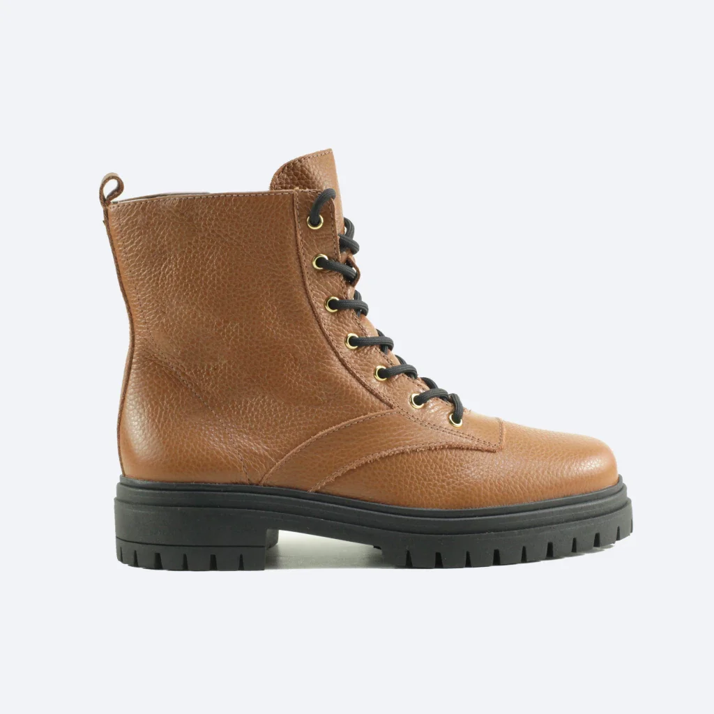 Bota Hera Coturno em Couro Cor Caramelo