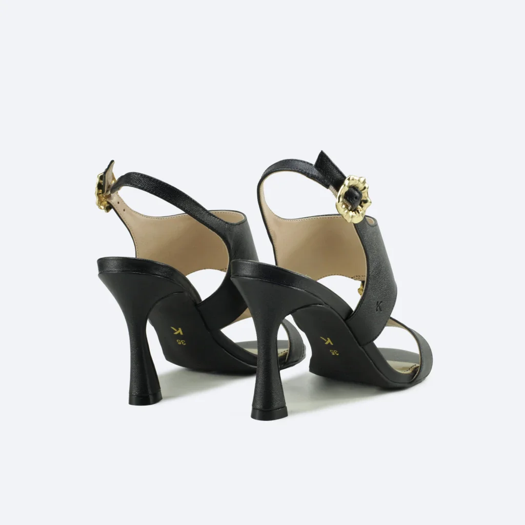 Sandália Carolina em Couro Cor Preta Preto 3