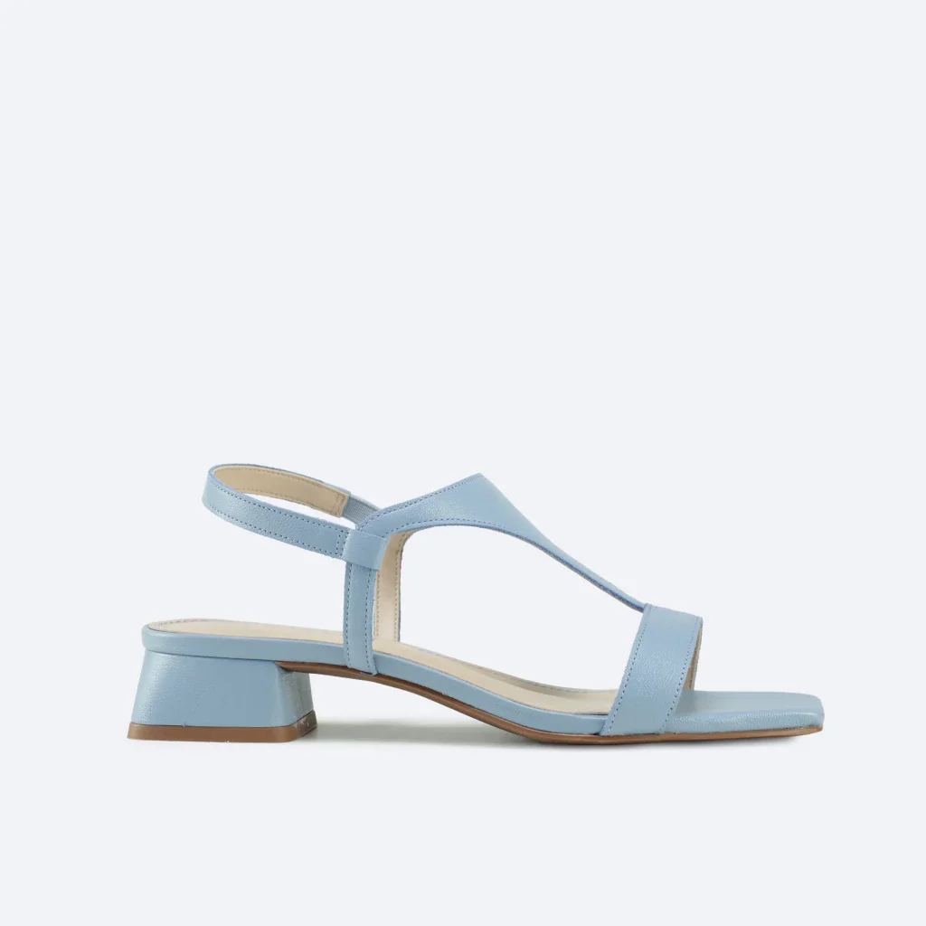 Sandália Clarice em Couro Cor Azul Céu