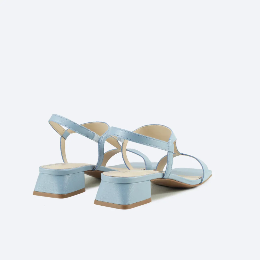 Sandália Clarice em Couro Cor Azul Céu Azul 3