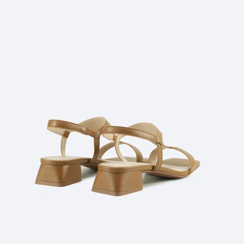 Sandália Clarice em Couro Cor Caramelo Marrom 3