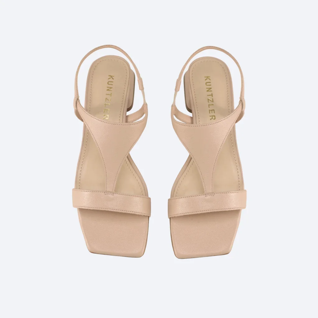 Sandália Clarice em Couro Cor Nude Bege 2