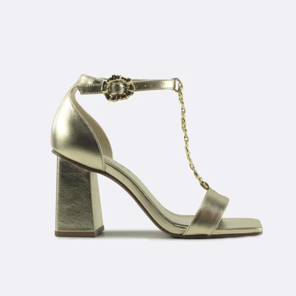Sandália Estela em Couro na Cor Dourada