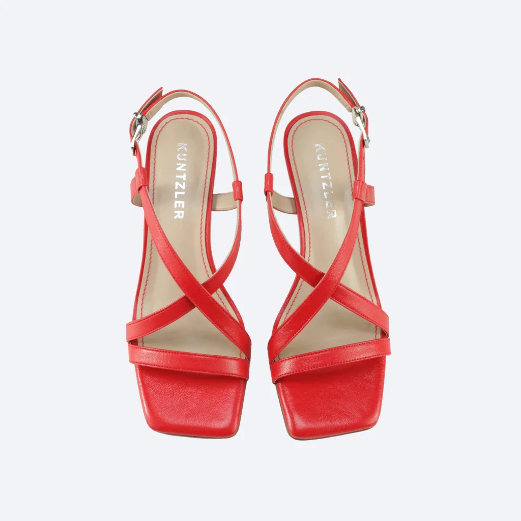 Sandália Clara em Couro na Cor Vermelha Vermelho 2