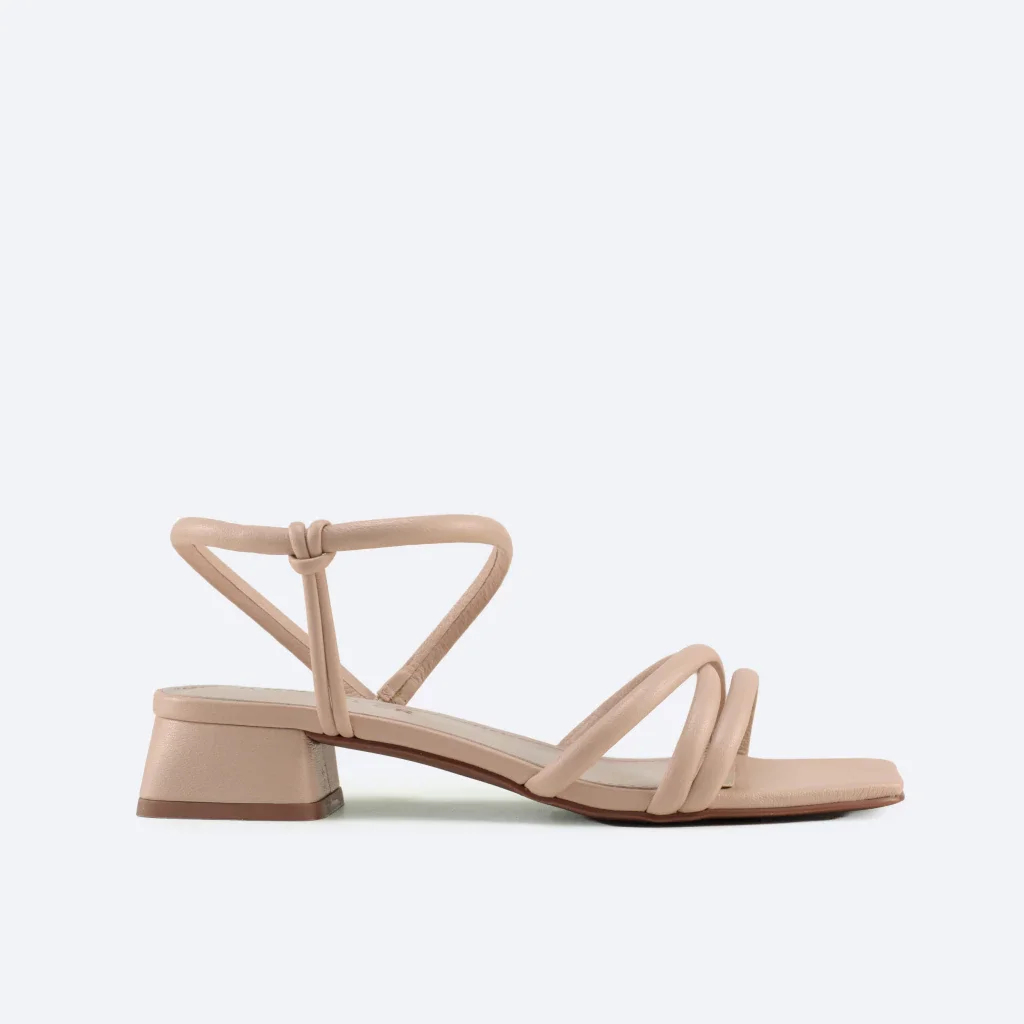 Sandália Giovanna em Couro Cor Nude