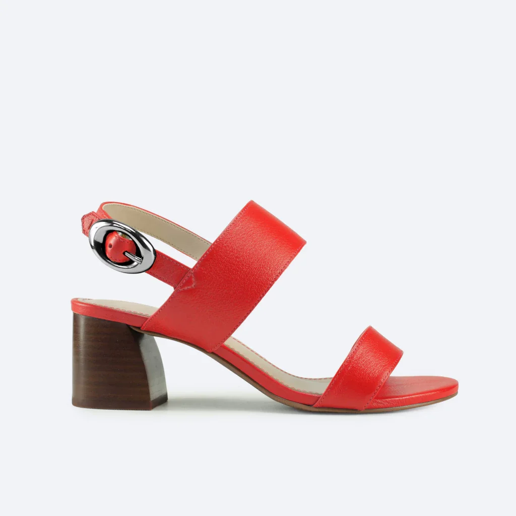 Sandália Helena em Couro na Cor Vermelha
