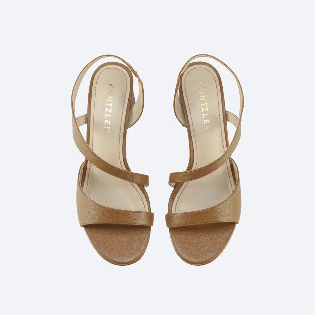 Sandália Isabela em Couro na Cor Caramelo Marrom 2