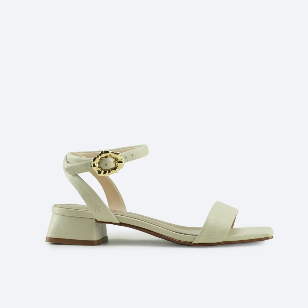 Sandália Isadora em Couro Cor Off White