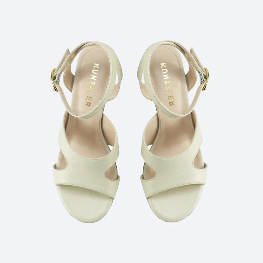 Sandália Marcela em Couro Cor Off White