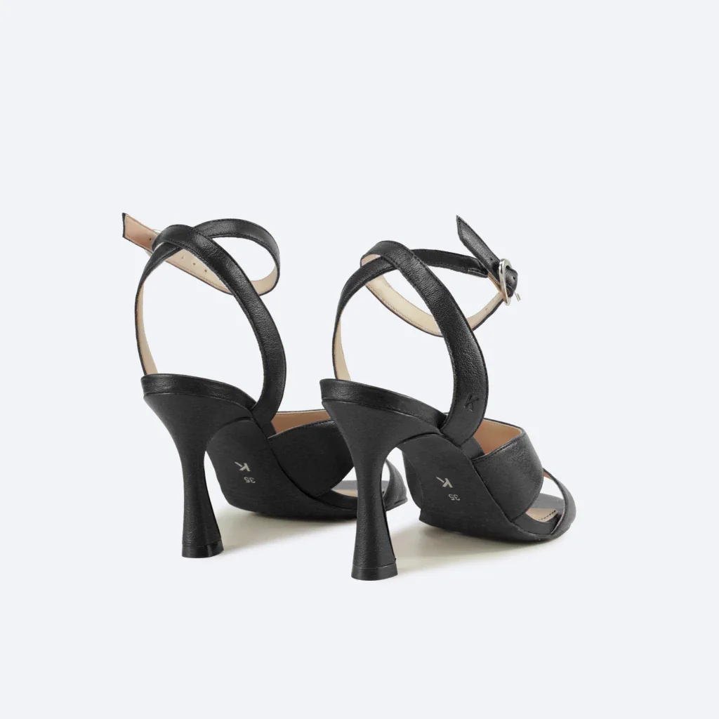 Sandália Marcela em Couro Cor Preta Preto 3