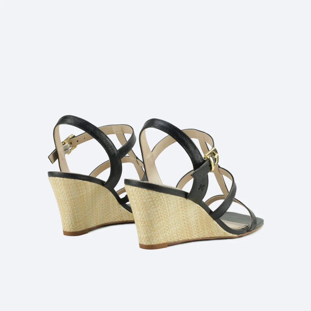 Sandália Mirela em Couro Cor Preta Preto 3