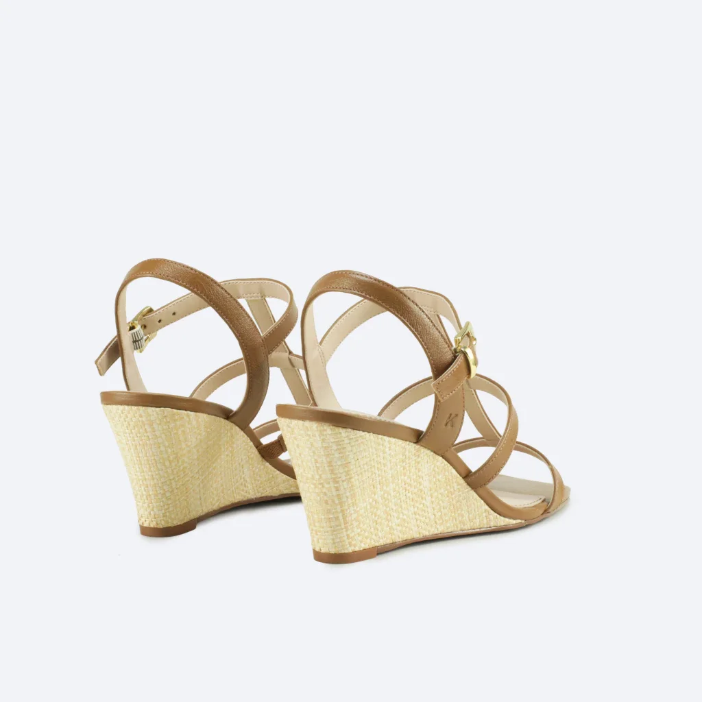 Sandália Mirela em Couro Cor Caramelo Marrom 3