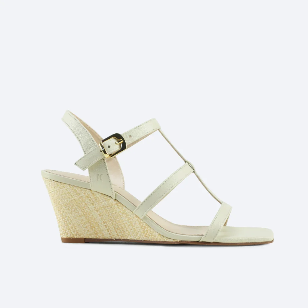 Sandália Mirela em Couro Cor Off White