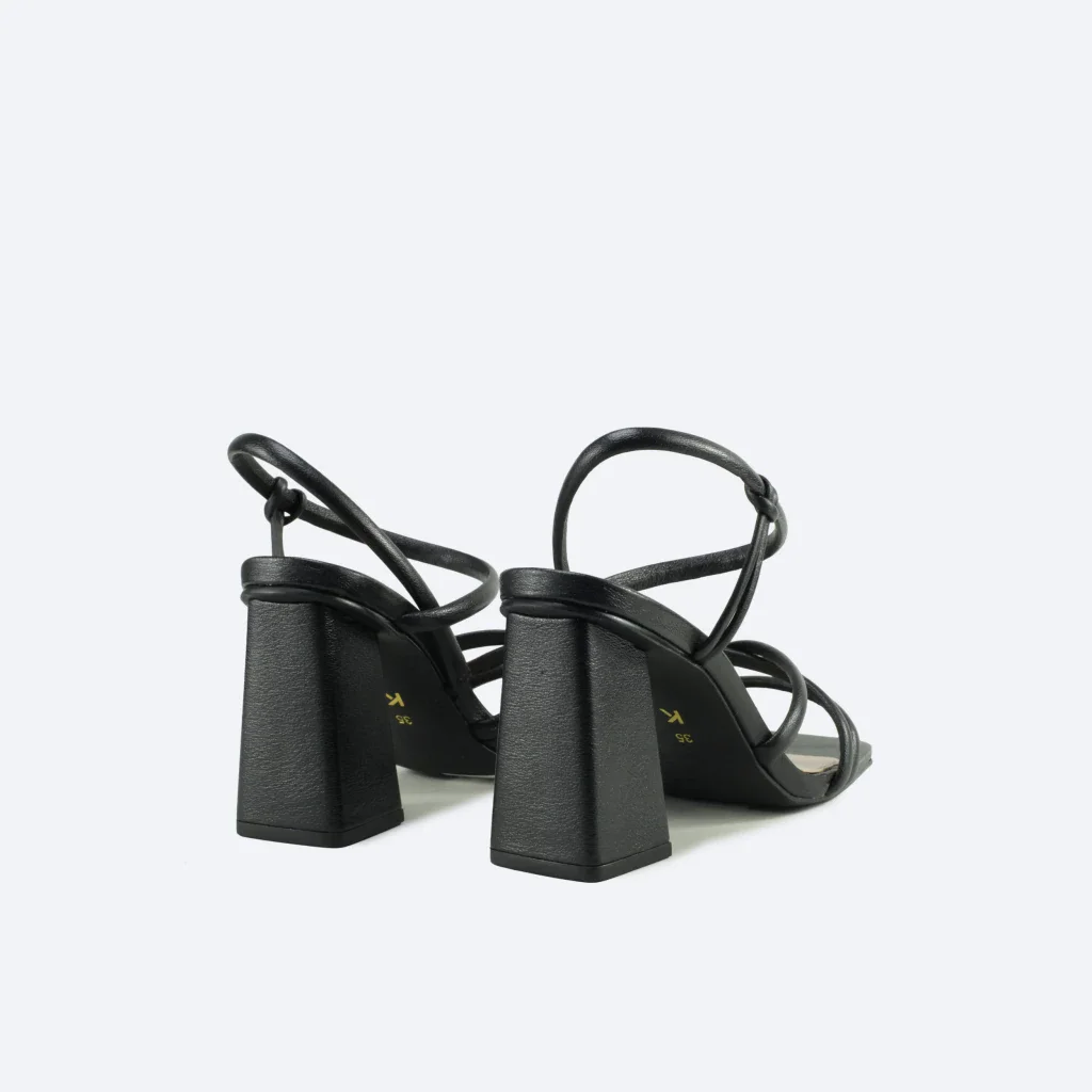 Sandália Olívia em Couro na Cor Preta Preto 3