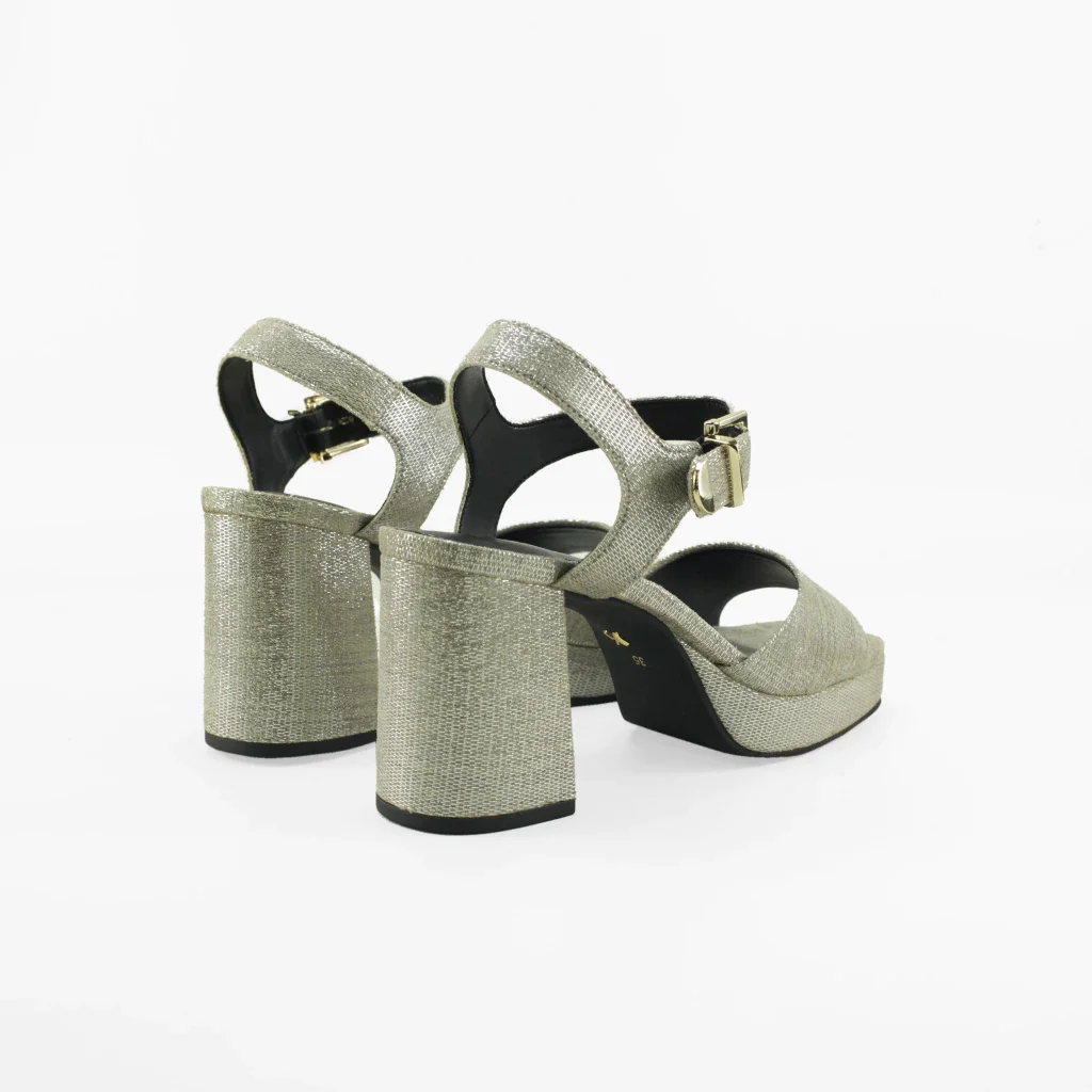 Sandália Plataforma Elisa em Couro Risca de Giz Cor Dourado Branco 3