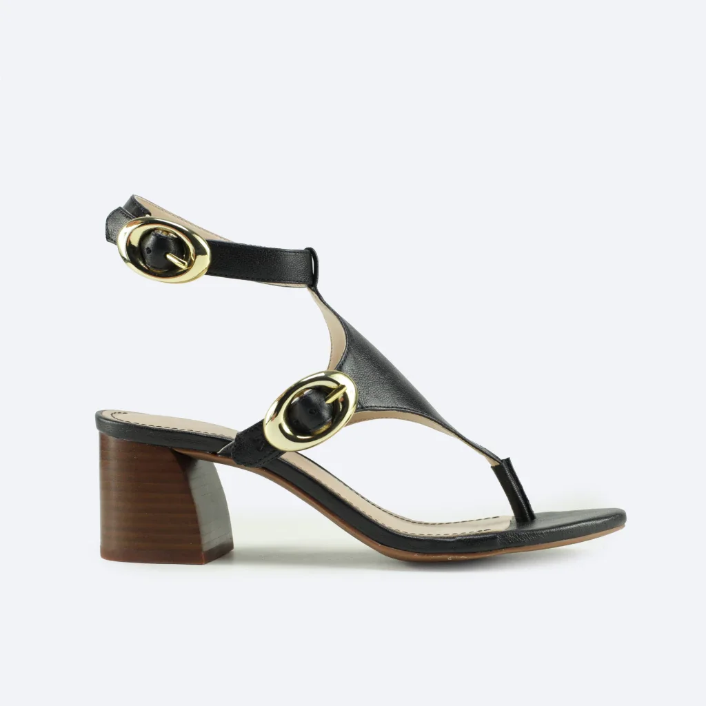 Sandália Valentina em Couro na Cor Preta