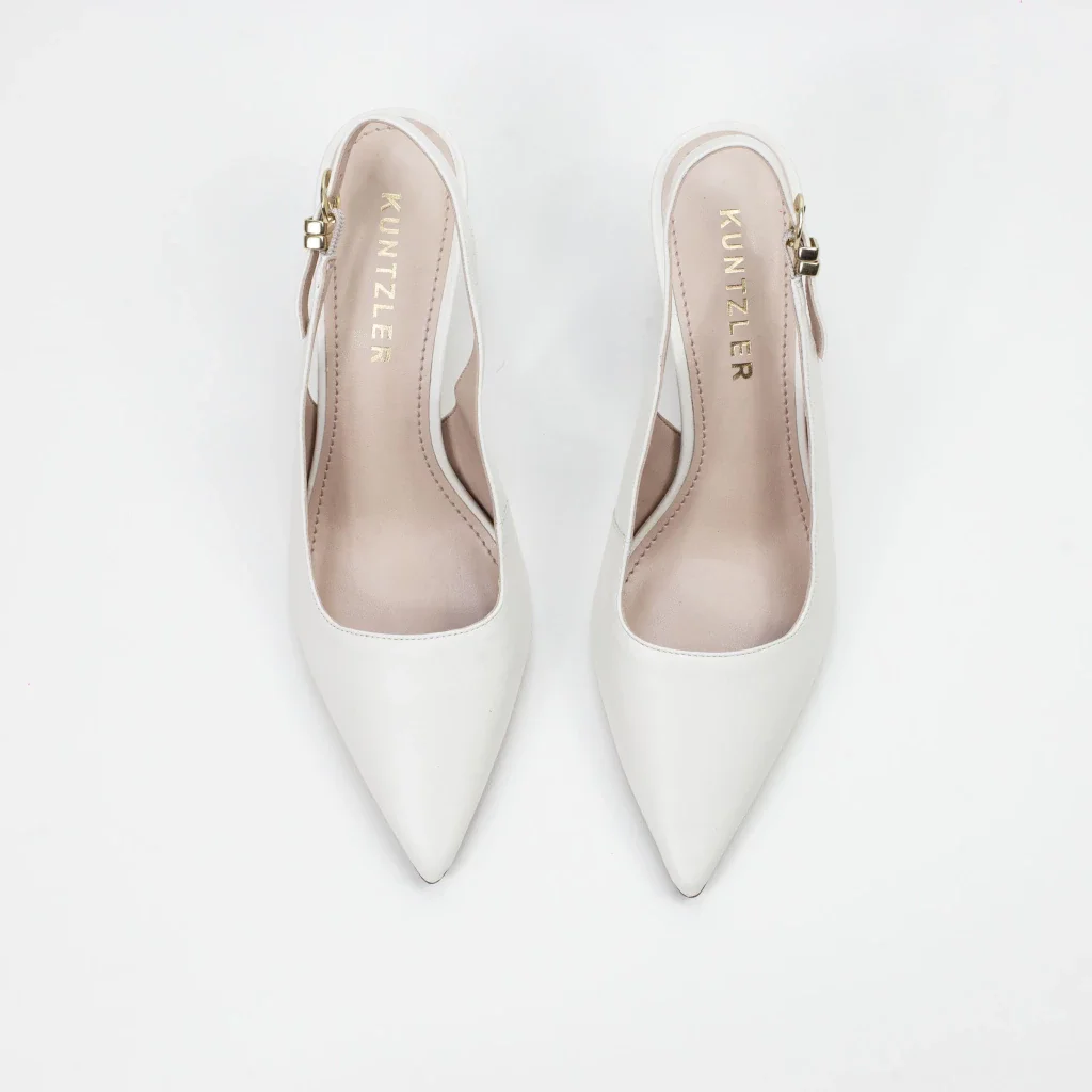 Slingback Vickie em Couro Cor Off White Branco 3