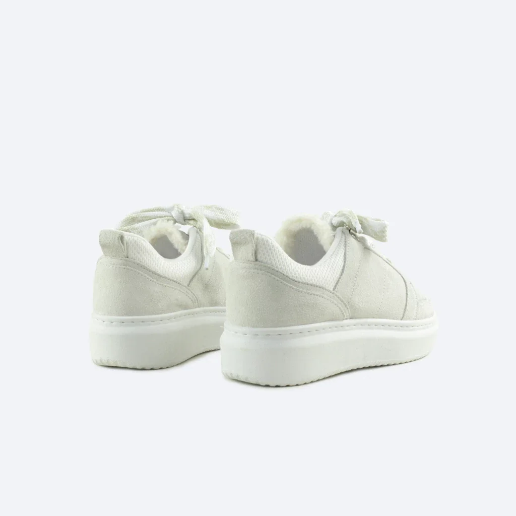 Tênis Vivian em Couro Camurça Cor off White Branco/Cinza 3