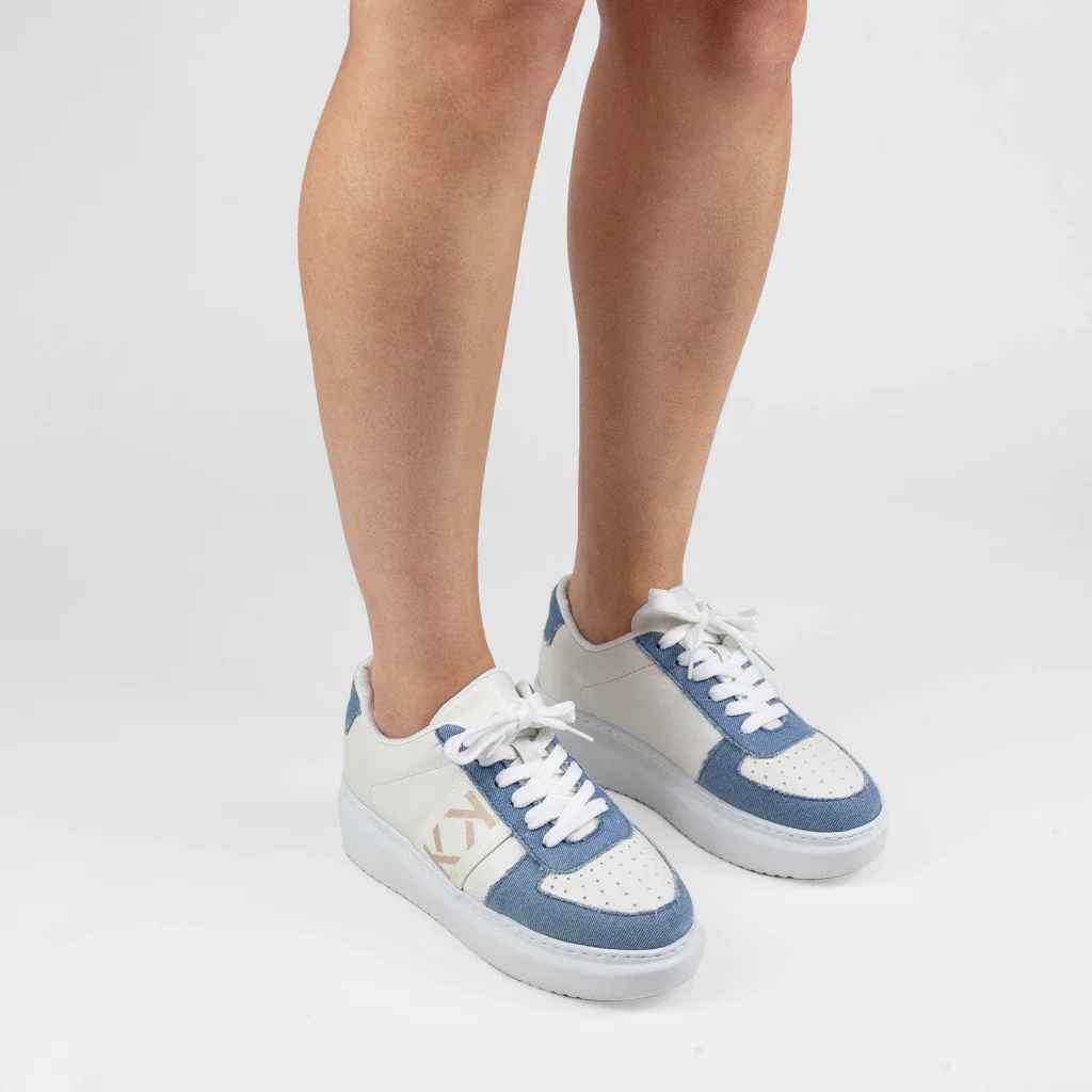 Tênis Vivian Detalhes K em Tecido Jeans/Couro Cor Jeans/Branco