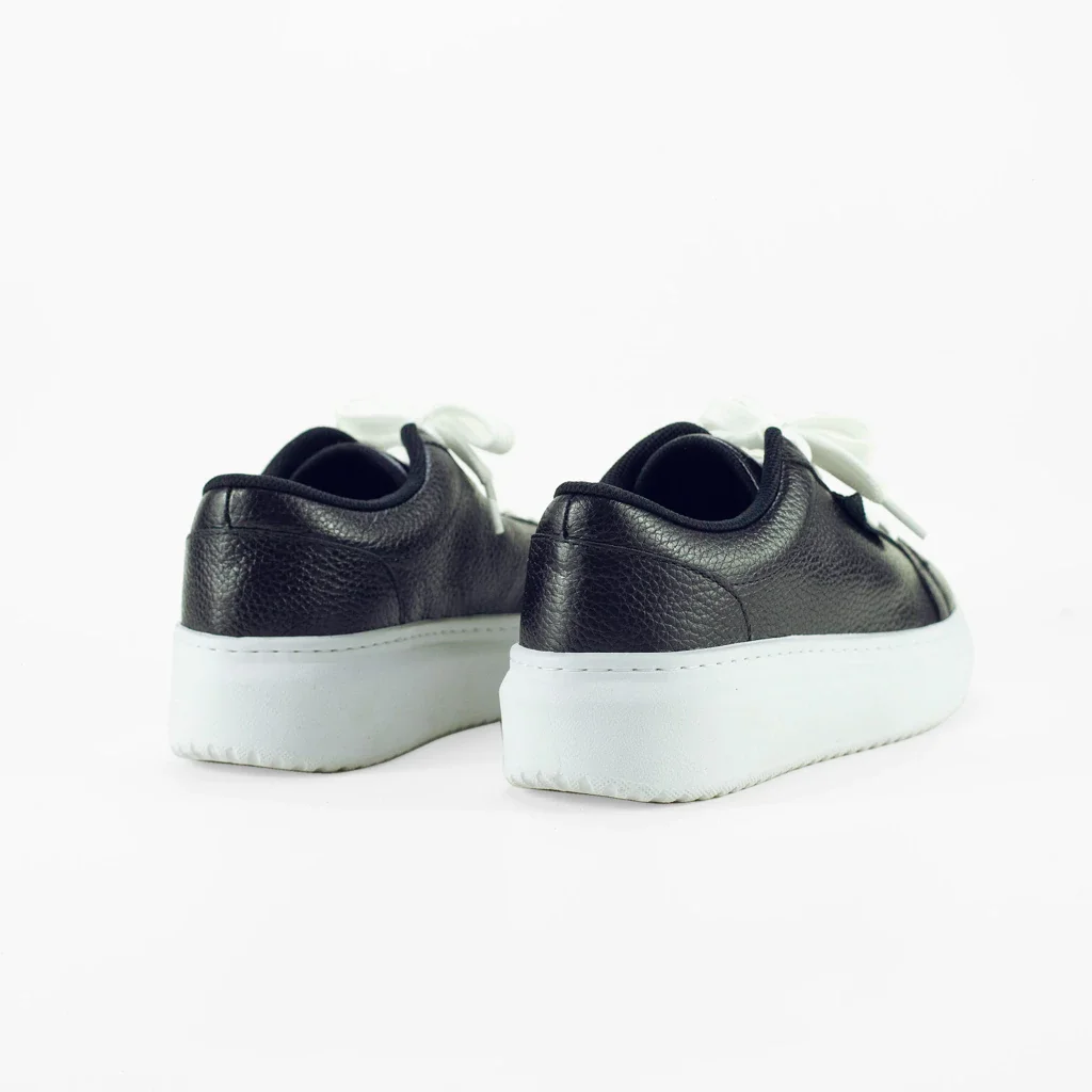 Tênis Vivian em Couro Cor Preto Preto 4