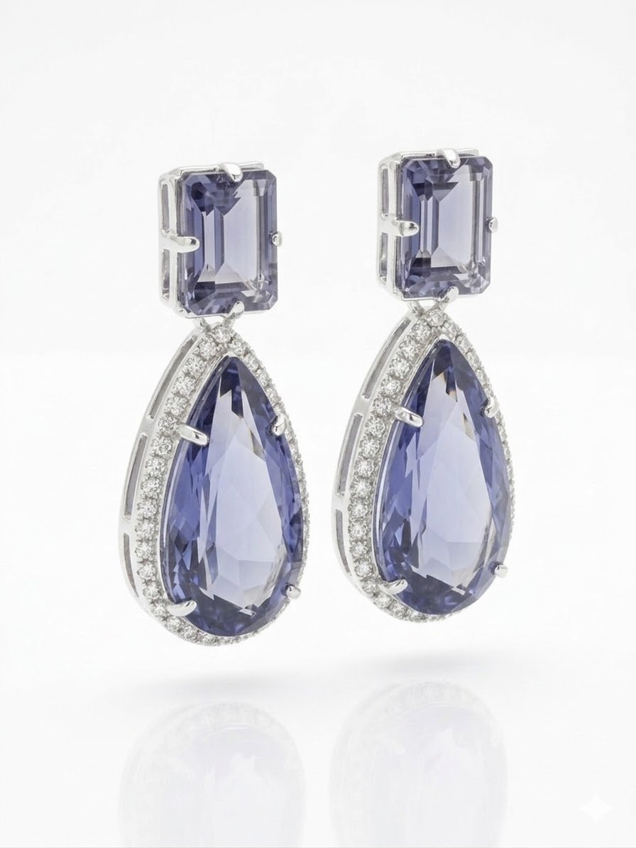 BRINCO CRAVEJADO ZIRCONIAS PEDRA LILAS BANHADO EM PRATA 925