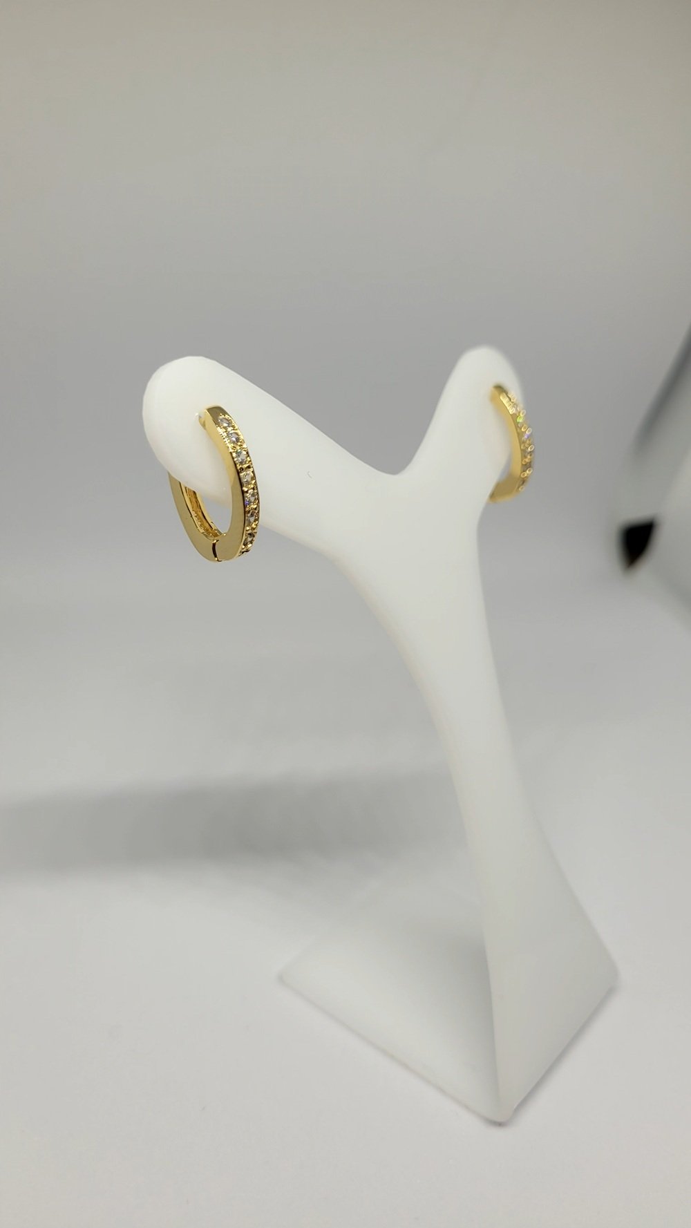 Argola Lumière Cravejada Dourada Dourado 4