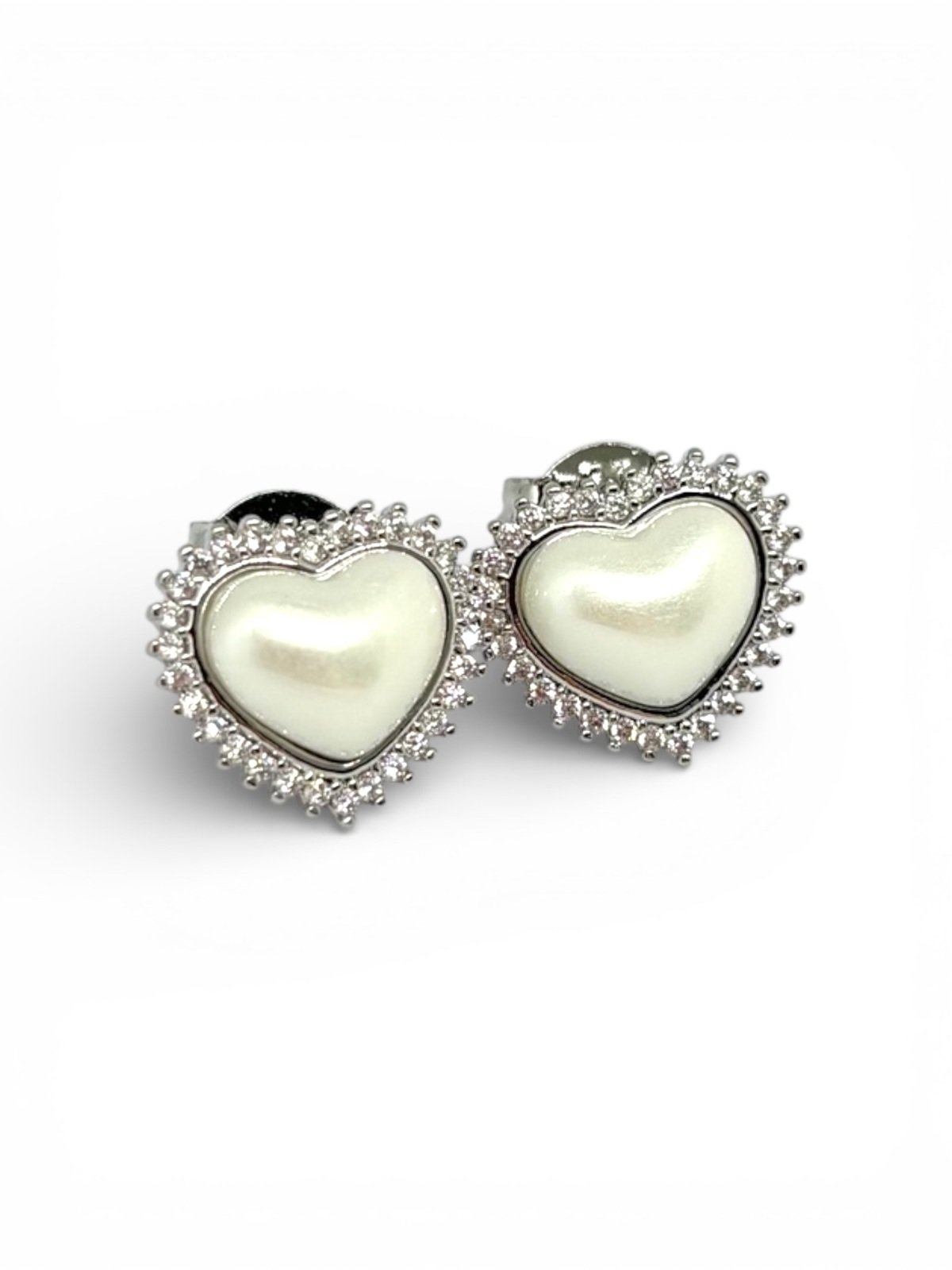 BRINCO CORAÇÃO CRAVEJADO PÉROLA