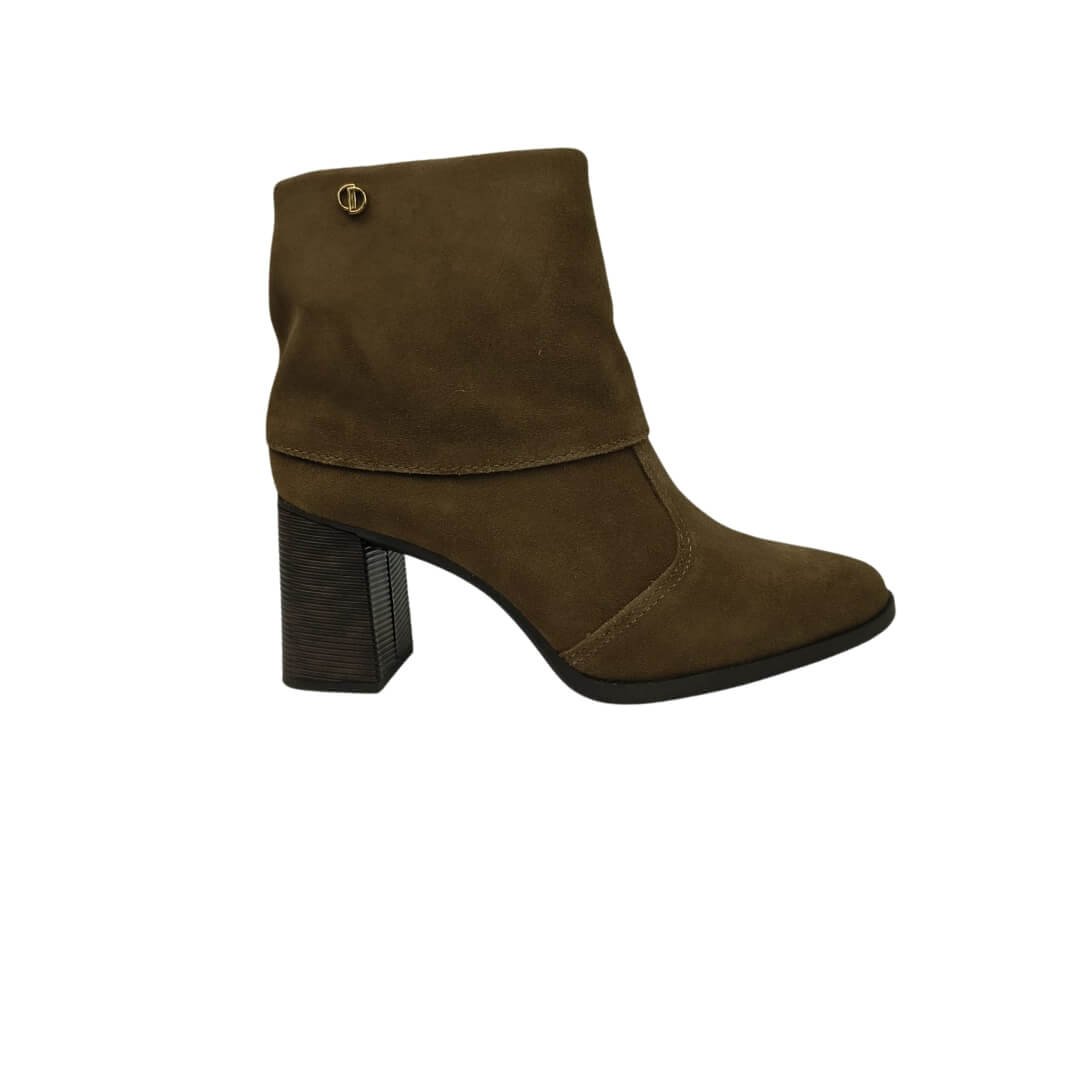 Bota Feminina Dakota D2381 Camurça Arbo