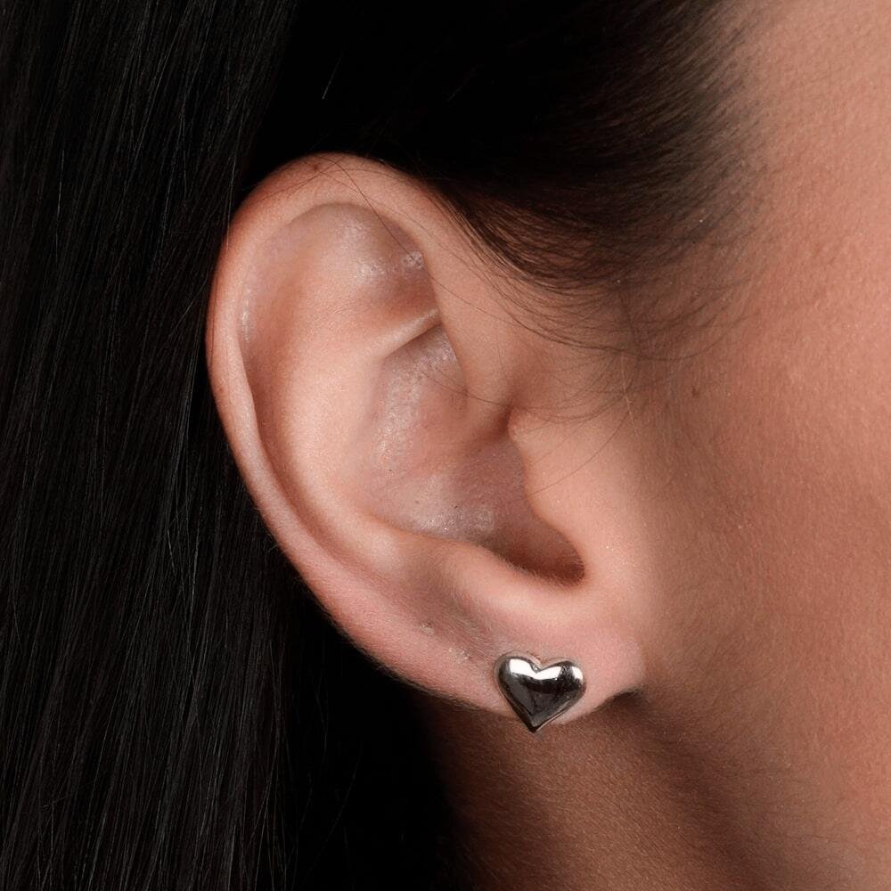 Brinco Prateado de Coração Médio Prata 2