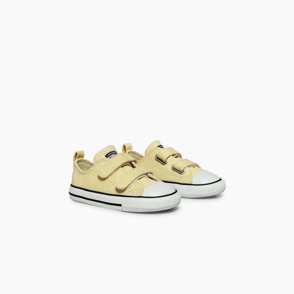 Tênis Infantil Chuck Taylor All Star 2V Baixo Amarelo Amarelo 4