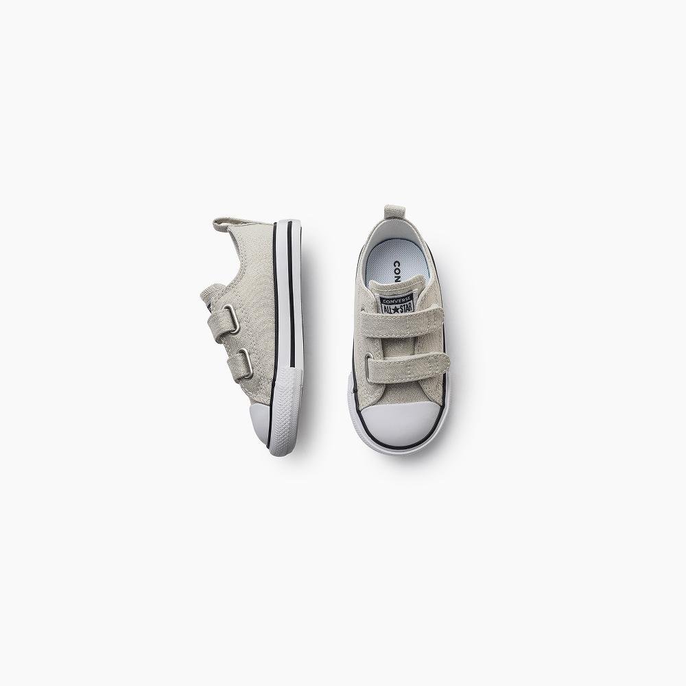 Tênis Infantil Chuck Taylor All Star 2v Cano Baixo Prata Prata 2
