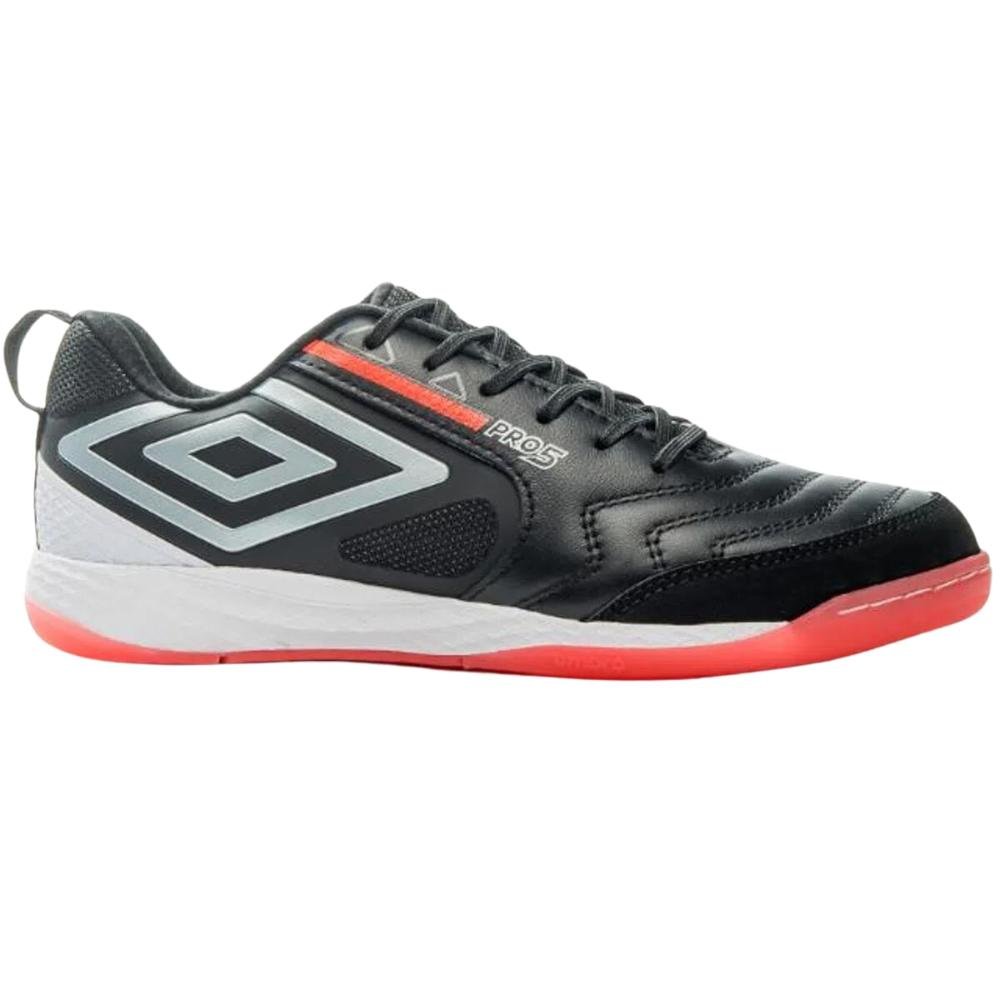 TENIS UMBRO FUTSAL PRO 5 BUMP U01FB041.180 PRETO CORAL