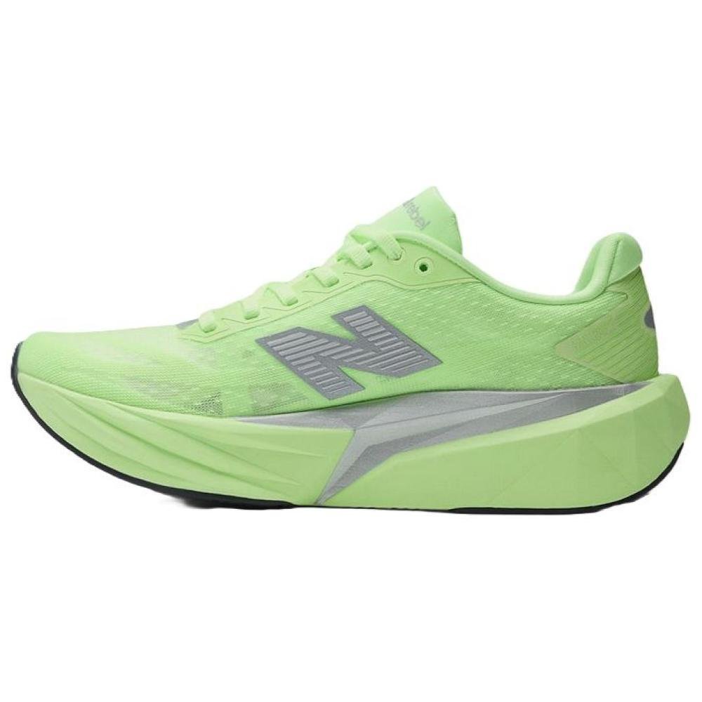 TENIS NEW BALANCE FUELCELL REBEL V5 MFCXLZ5 VERDE CLARO Verde Claro 2