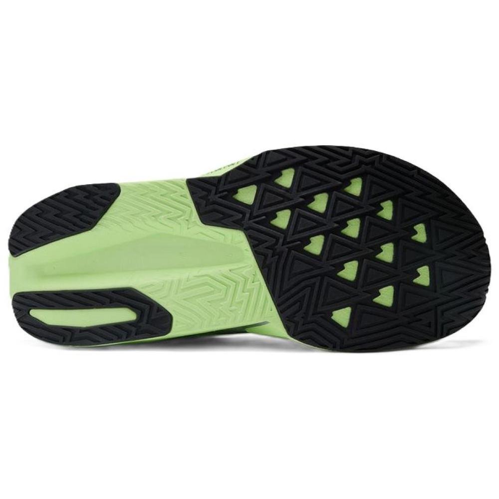 TENIS NEW BALANCE FUELCELL REBEL V5 MFCXLZ5 VERDE CLARO Verde Claro 5