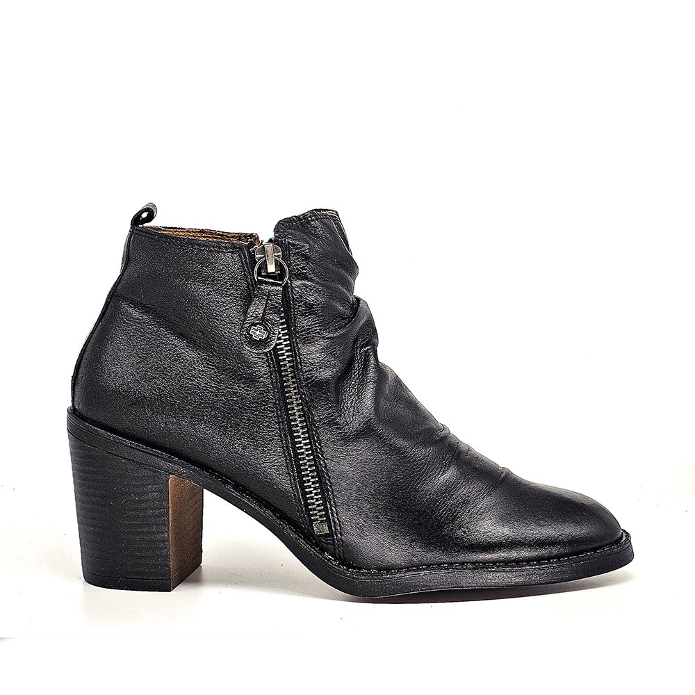 Bota Feminina JUD002 Couro Preto