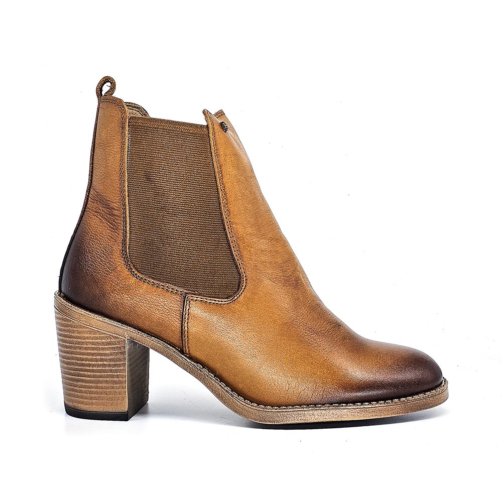 Bota Feminina JUD005 Couro Tan Ferrugem