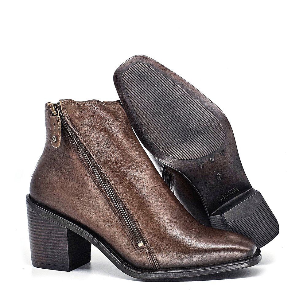 Bota Feminina KAR001 Couro Terracota Marrom 4