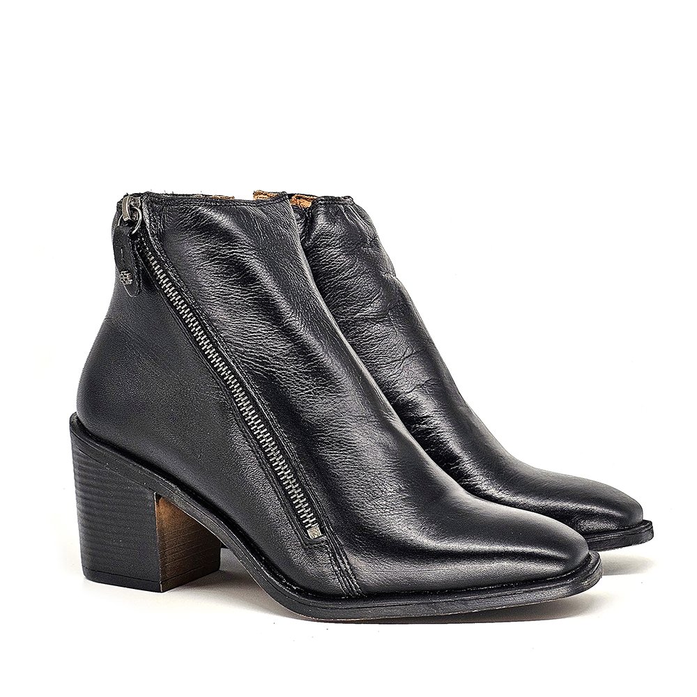 Bota Feminina KAR001 Couro Preto Preto 3