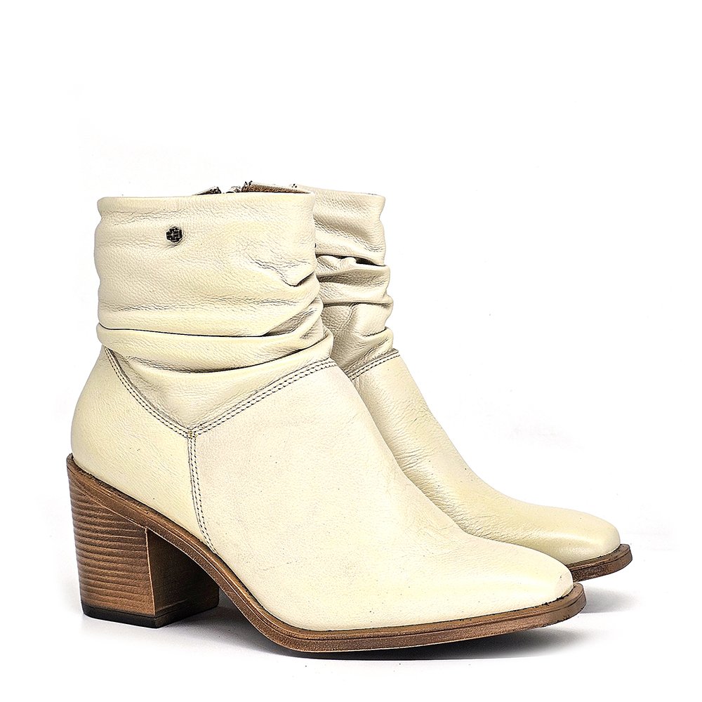 Bota Feminina KAR004 Couro Off White Off White 2