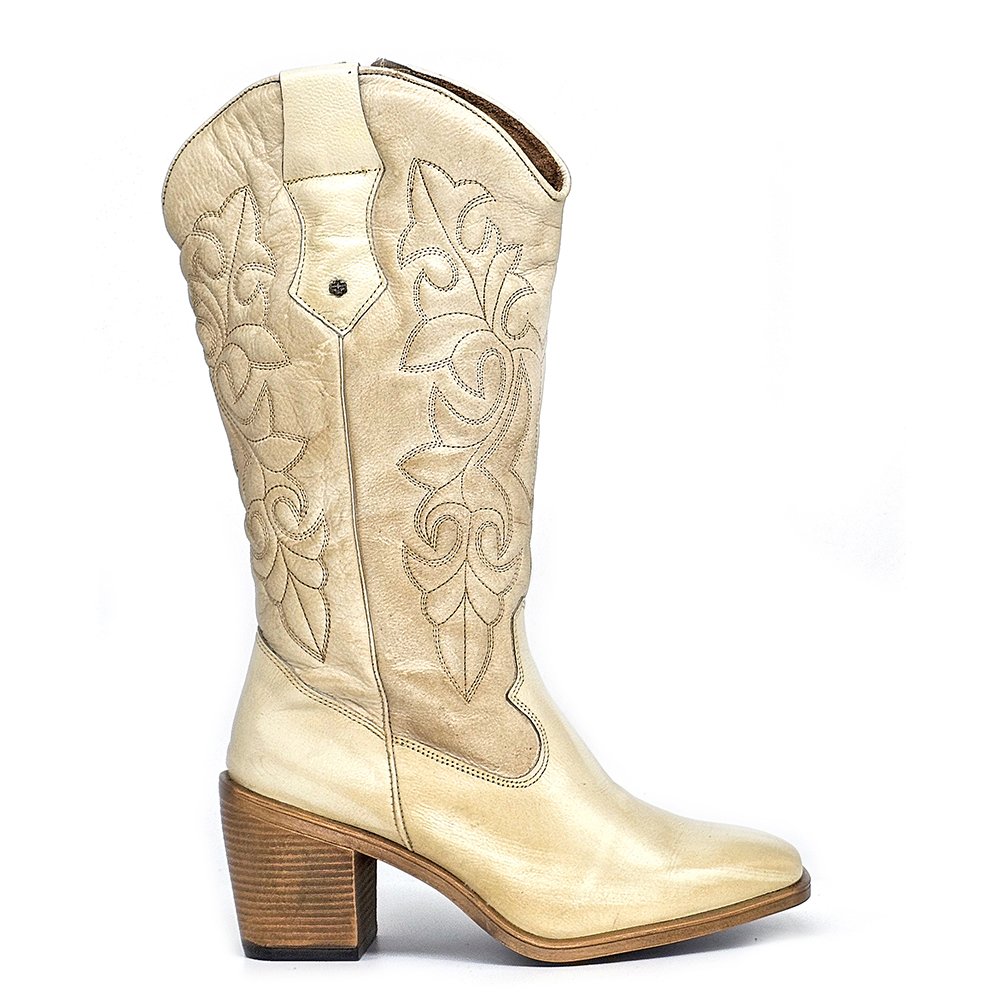 Bota Feminina OKL001 Couro Off White Amendoa