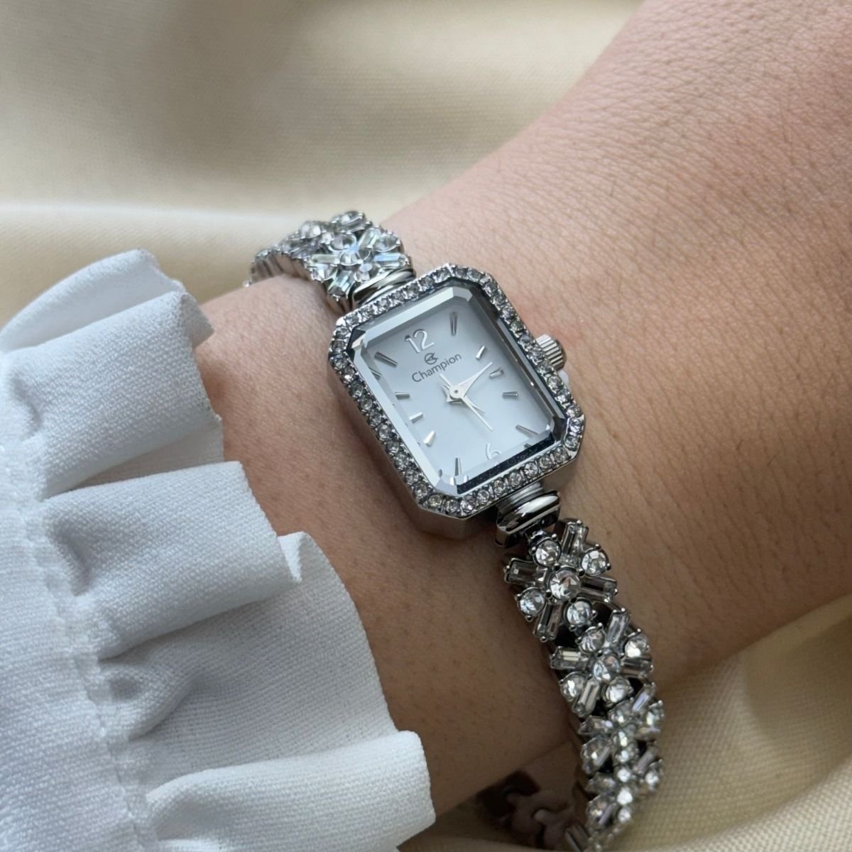 Relógio Champion Feminino CF24715Q Prata Prata 5