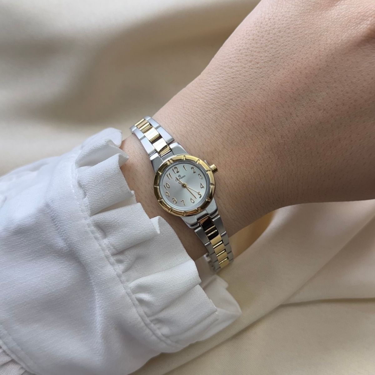 Relógio Champion Feminino CN24940S Prata Prata/Dourado 3