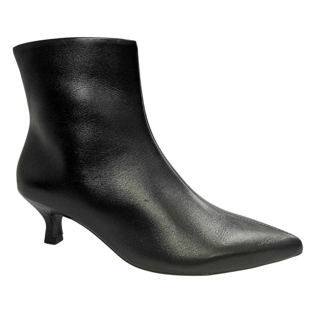 Bota Berti Maria Feminina Salto Fino Preto Couro Preto 4