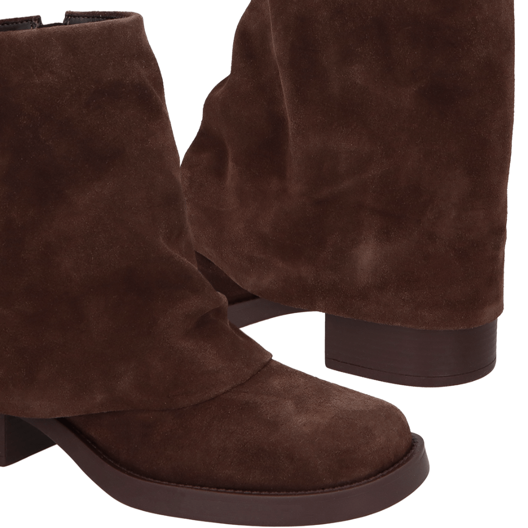 Bota Luiza Barcelos Feminina Cano Curto Sobreposto Coffee Couro Camurça Marrom 3